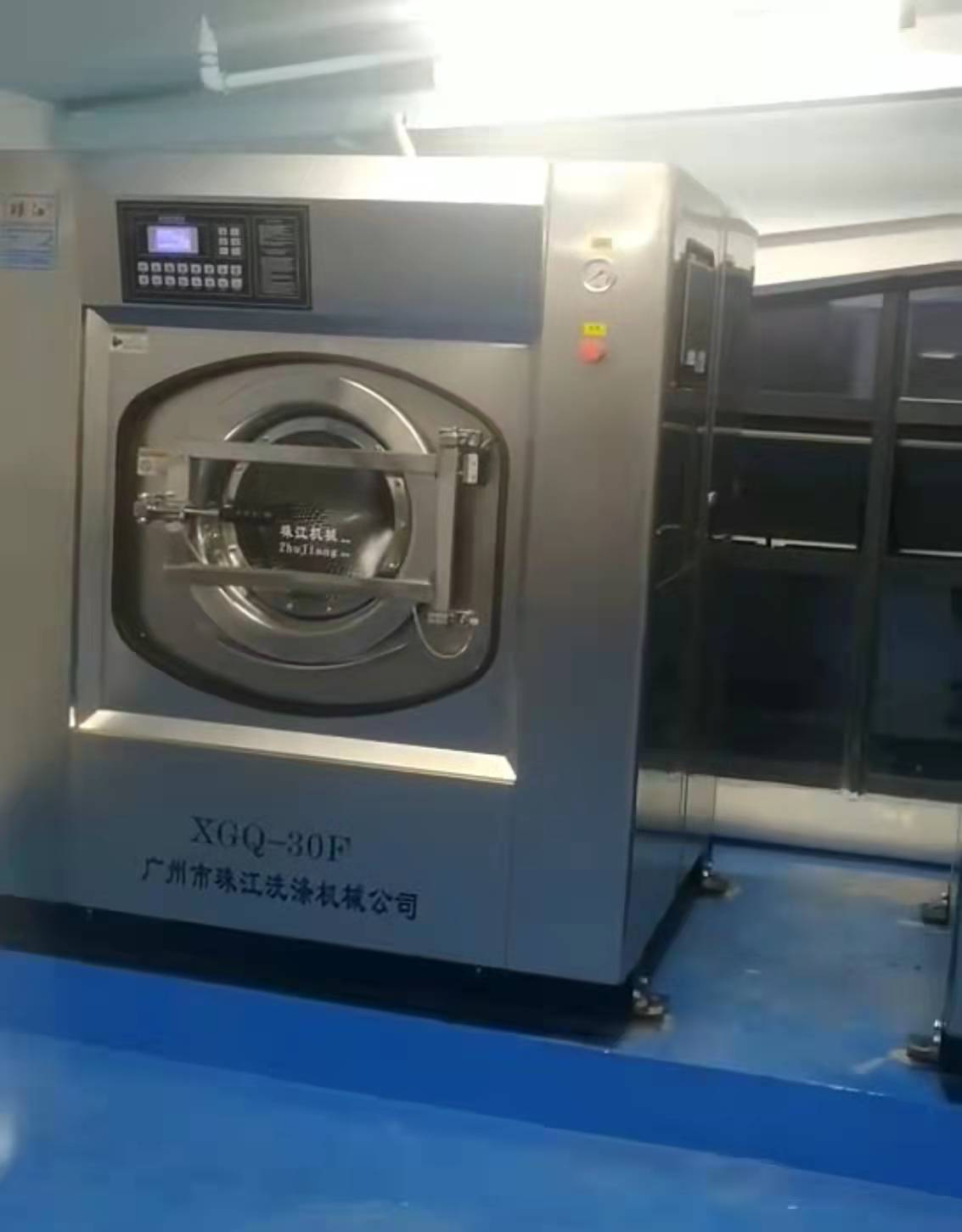 廣州中醫(yī)院工業(yè)用洗衣機